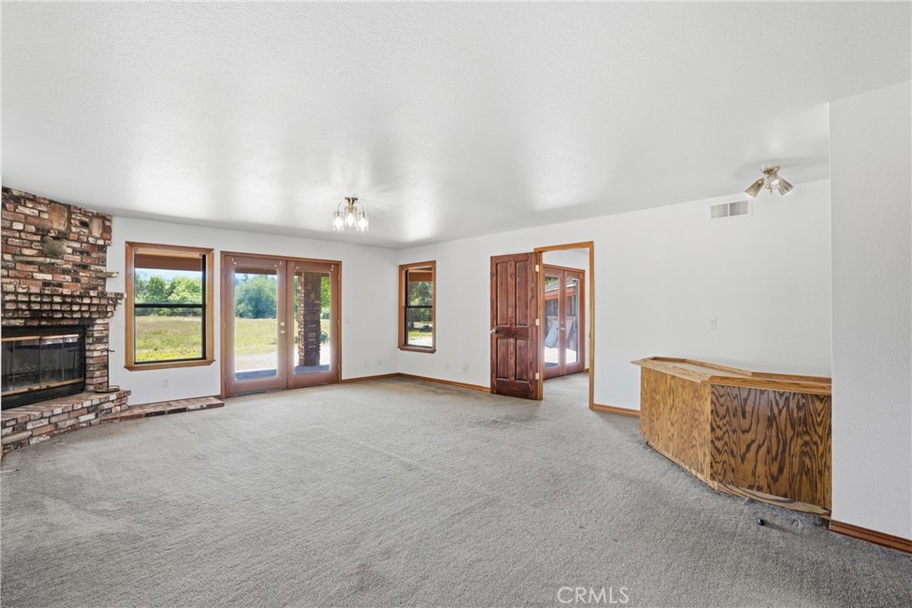 140 E Rice Ranch Road Property Photo 10