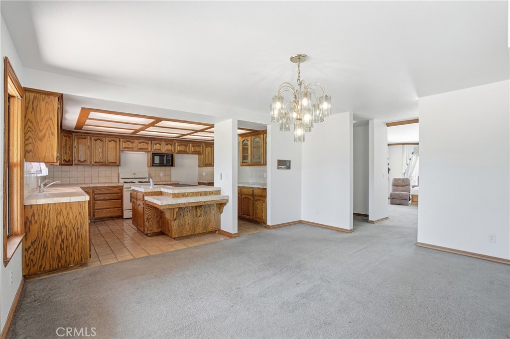 140 E Rice Ranch Road Property Photo 12