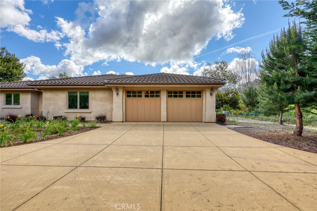 250 Foxen Bluff Lane Property Photo 46
