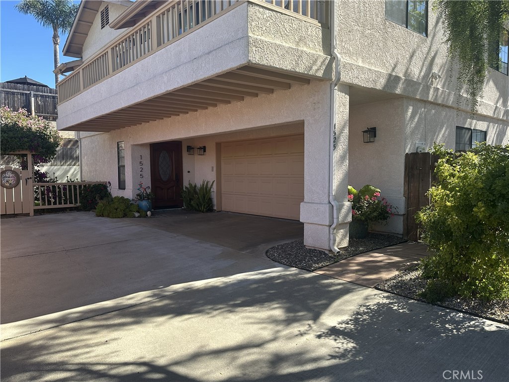 1525 Ramona Avenue Property Photo 1