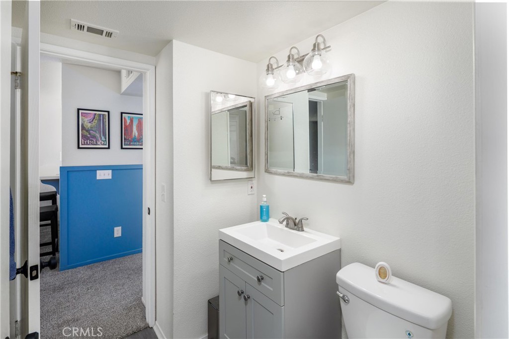 320 Foothill Road 7 Property Photo 15