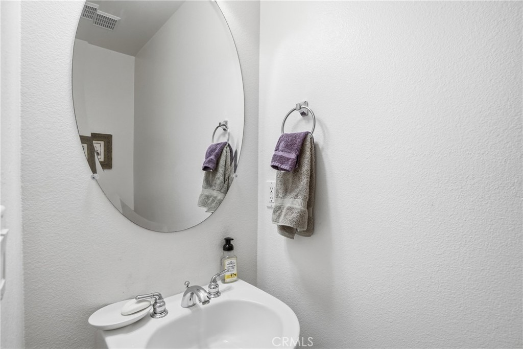 2344 Timsbury Way Property Photo 6