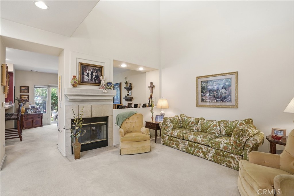2344 Timsbury Way Property Photo 8