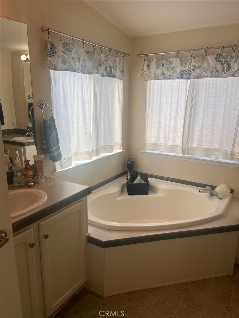 140 S Dolliver 89 Property Photo 11