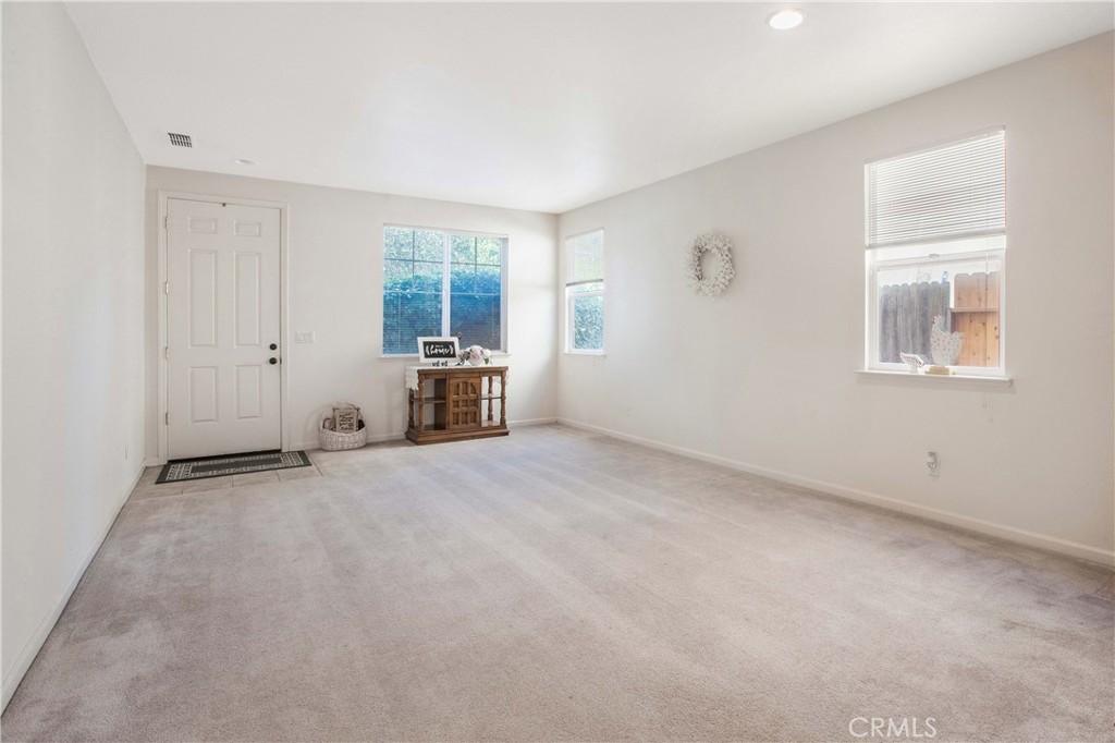 11552 Marissa Way Property Photo 6