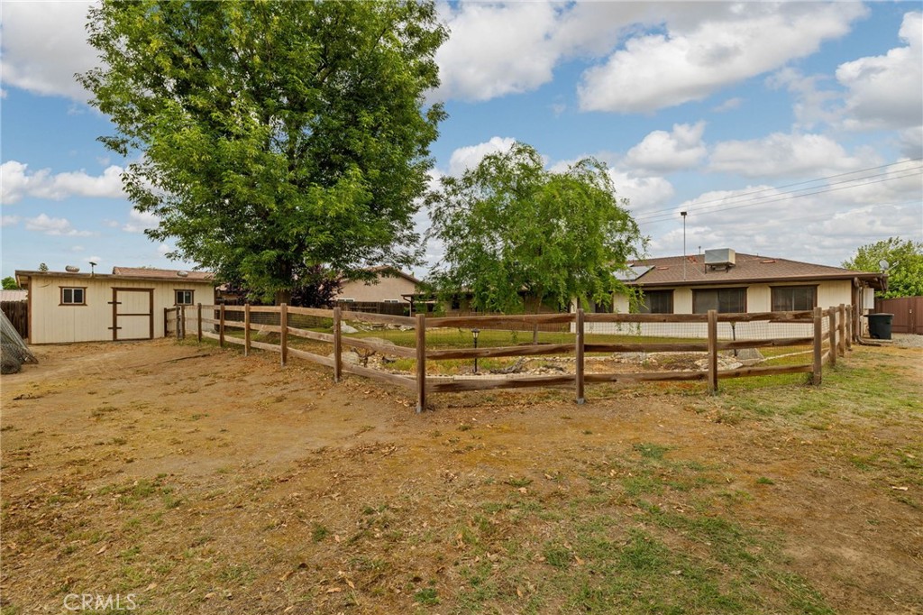 2065 Jenkins Property Photo 5