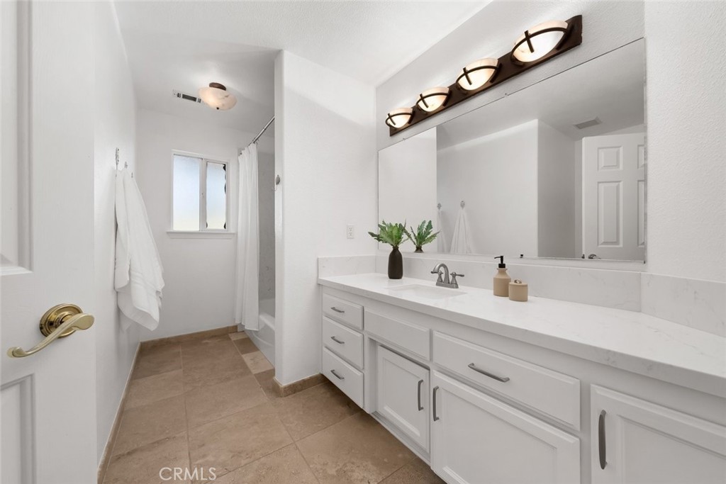 1590 Shiloh Place Property Photo 46