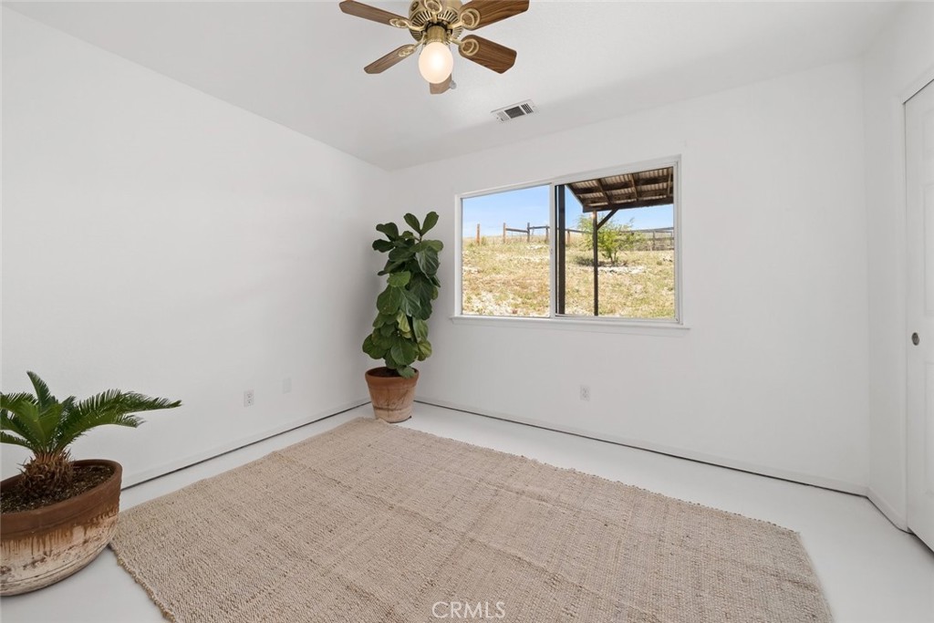 1590 Shiloh Place Property Photo 48