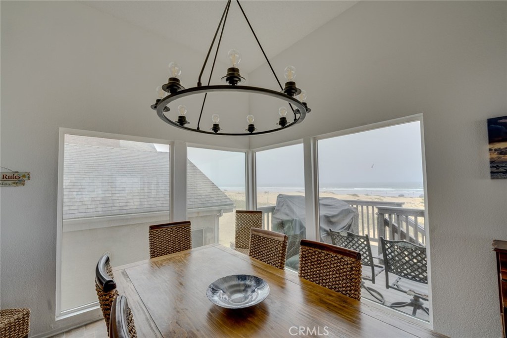 1612 Strand Property Photo 13