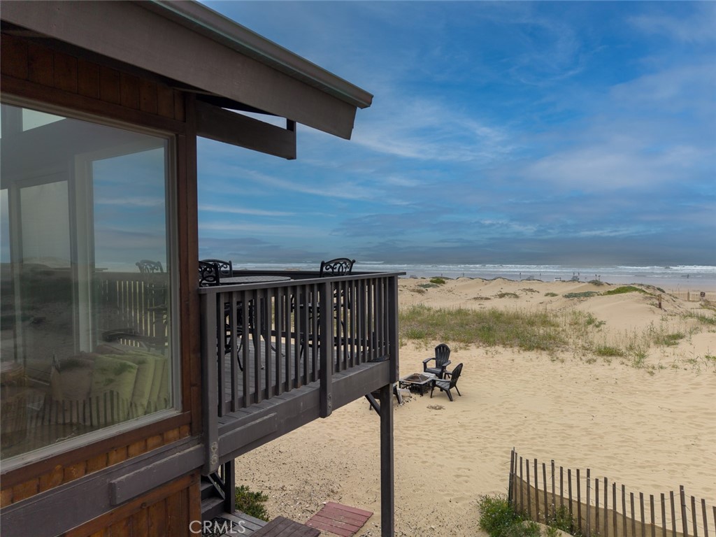 1612 Strand Property Photo 23
