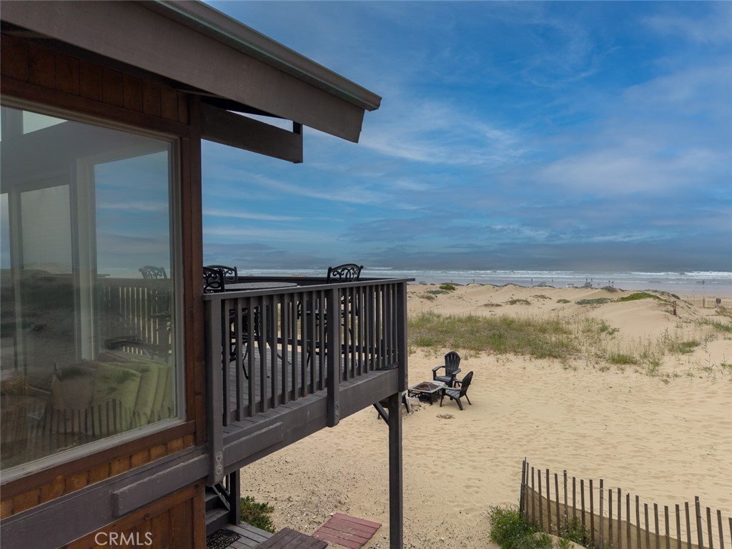 1612 Strand Property Photo 23