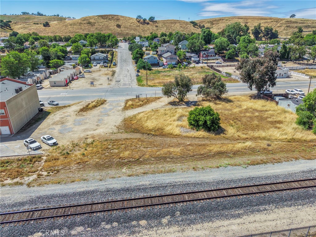 1480 Mission Property Photo 6