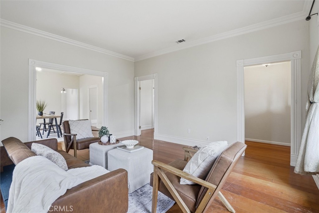 302 S Mason Property Photo 3