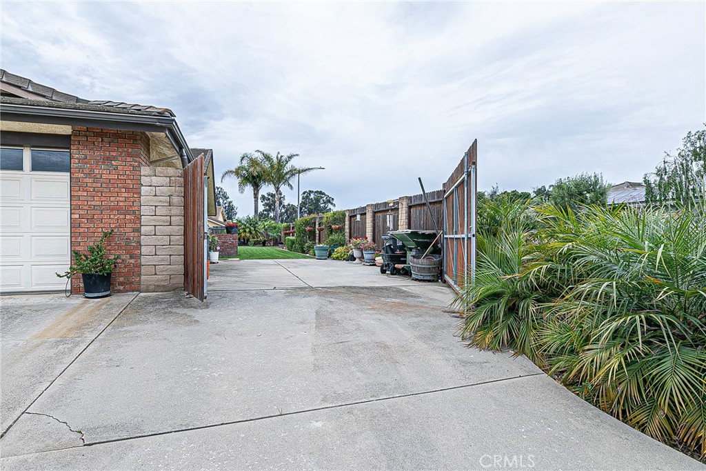 4587 Monaco Court Property Photo 28
