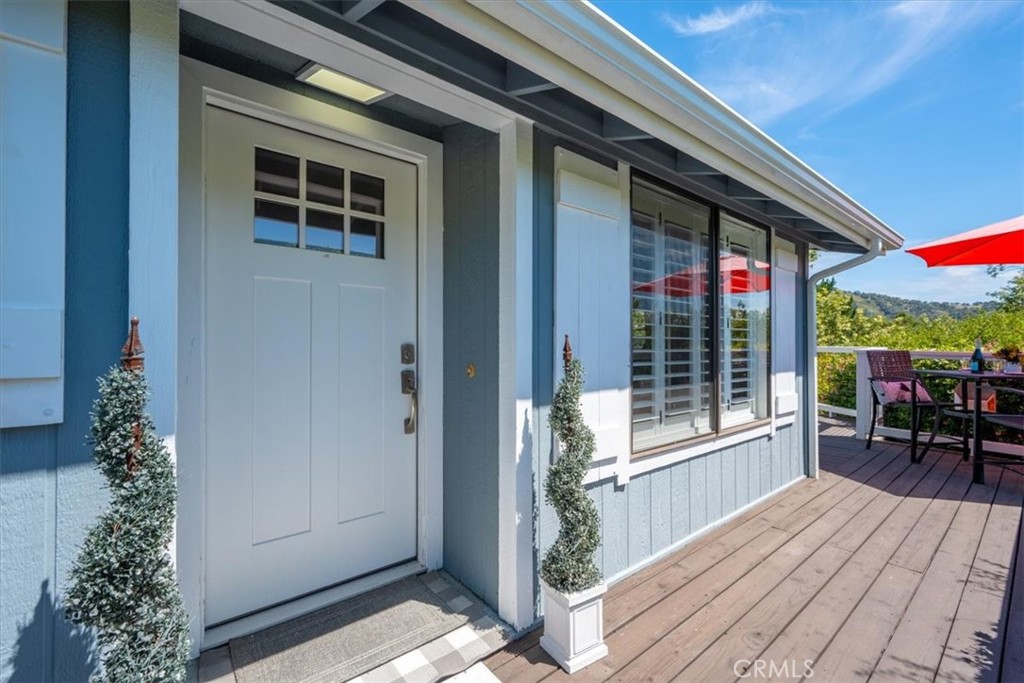 102 Sunrise Property Photo 5