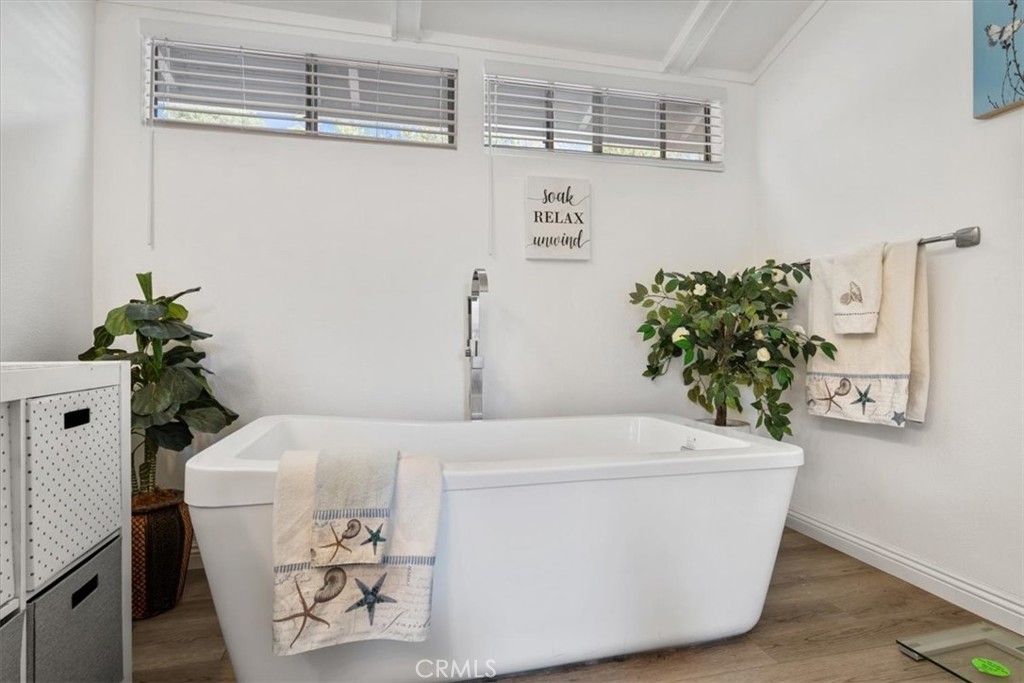 102 Sunrise Property Photo 25
