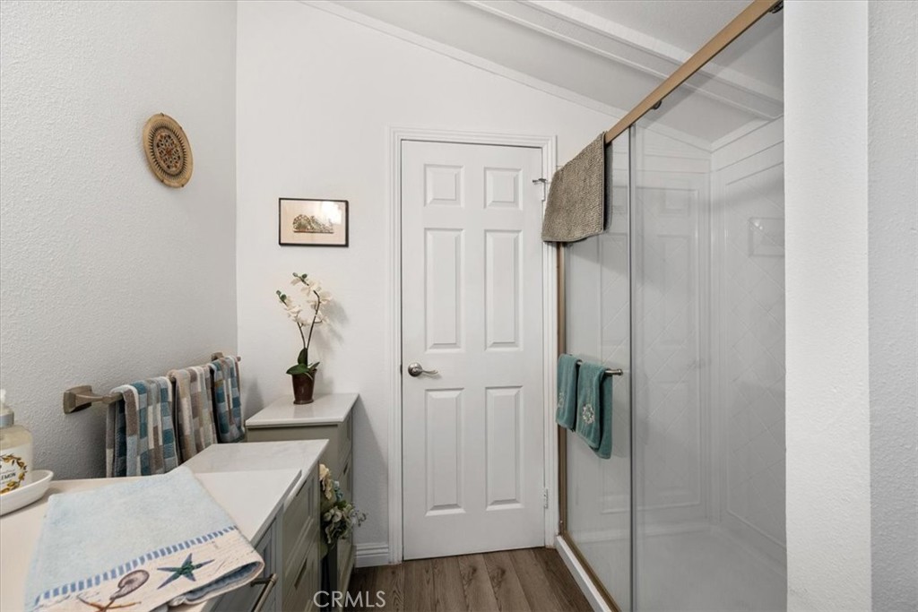 102 Sunrise Property Photo 27