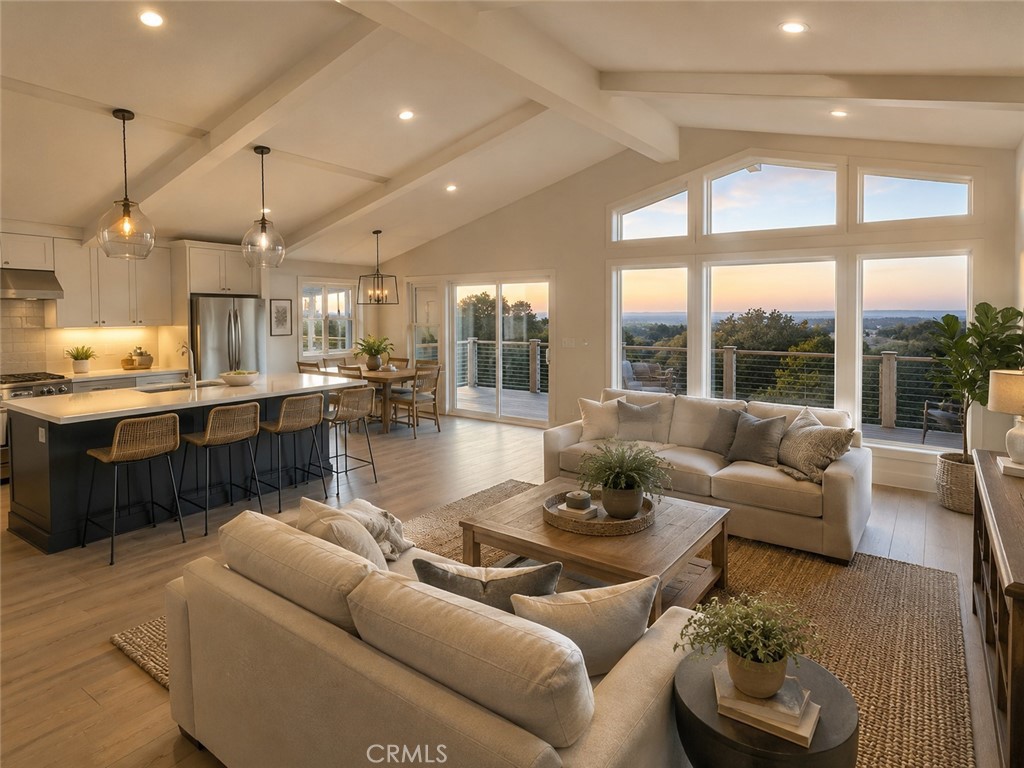 5775 Encino Property Photo 10