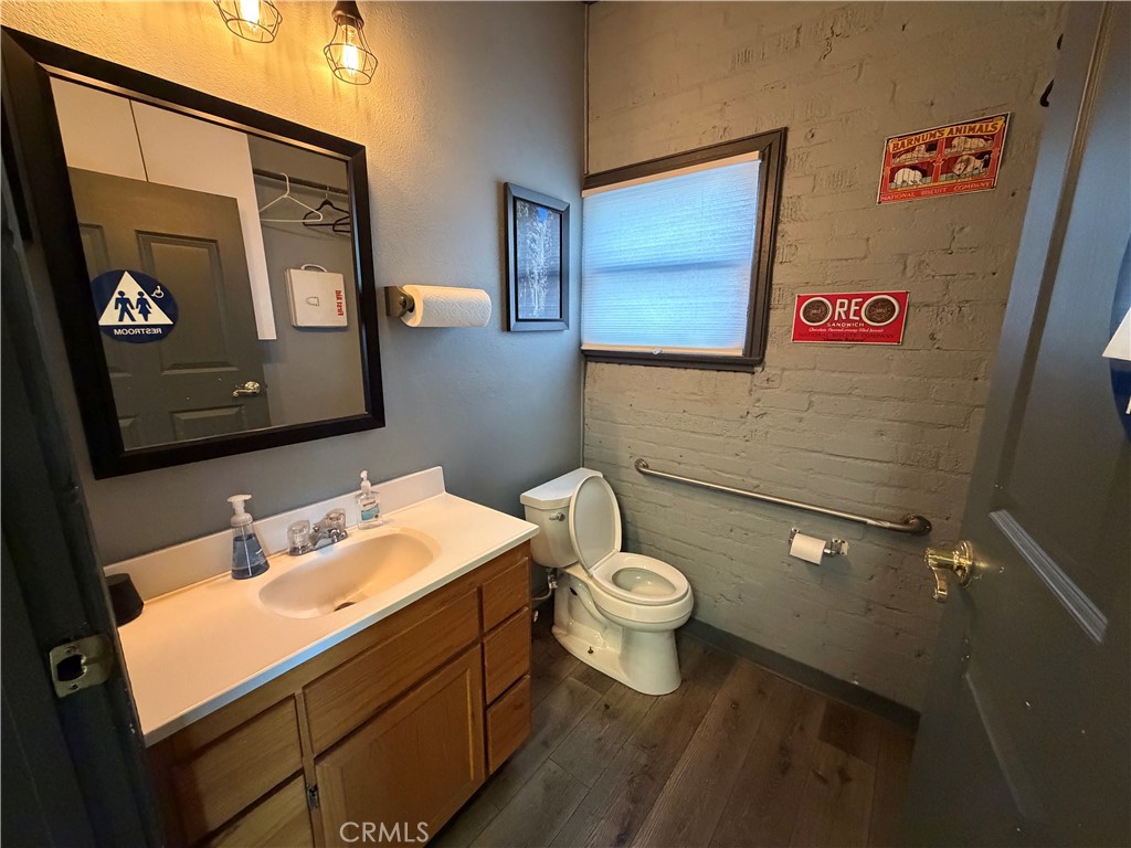 125 E Fesler Street Property Photo 4
