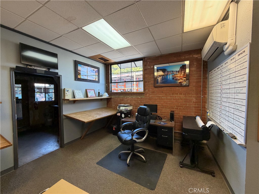 125 E Fesler Street Property Photo 5