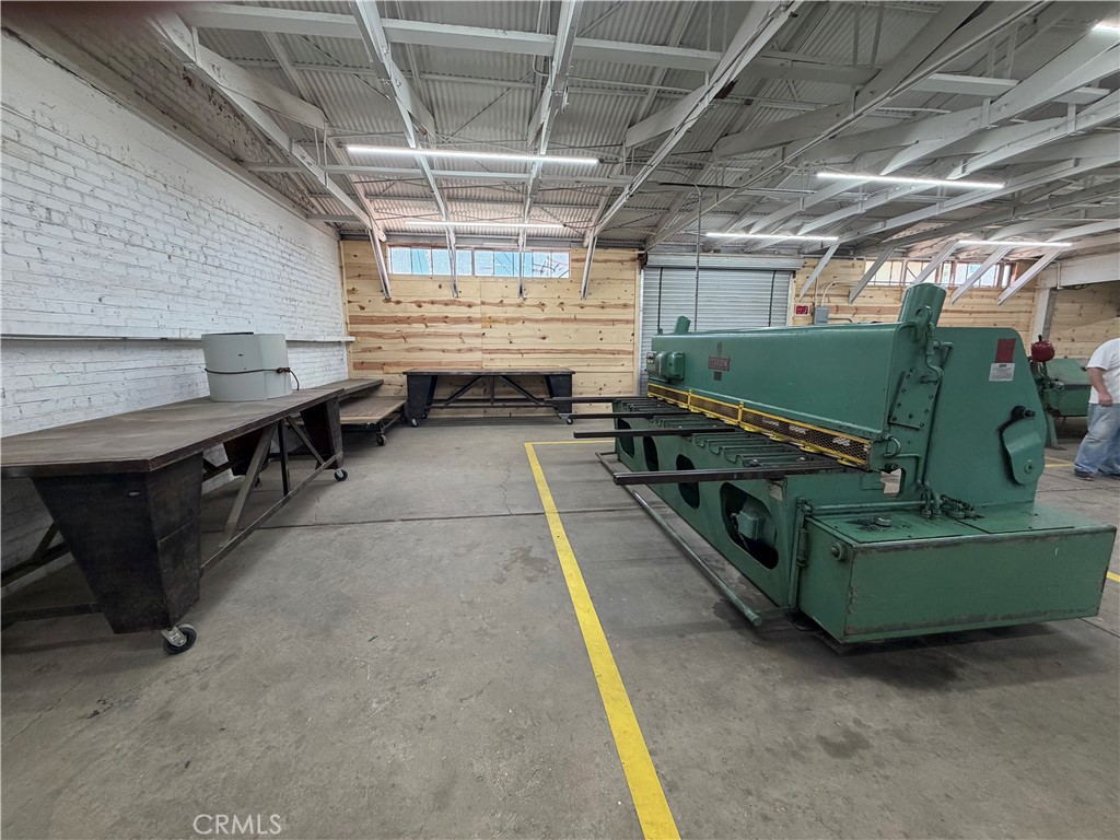 125 E Fesler Street Property Photo 18