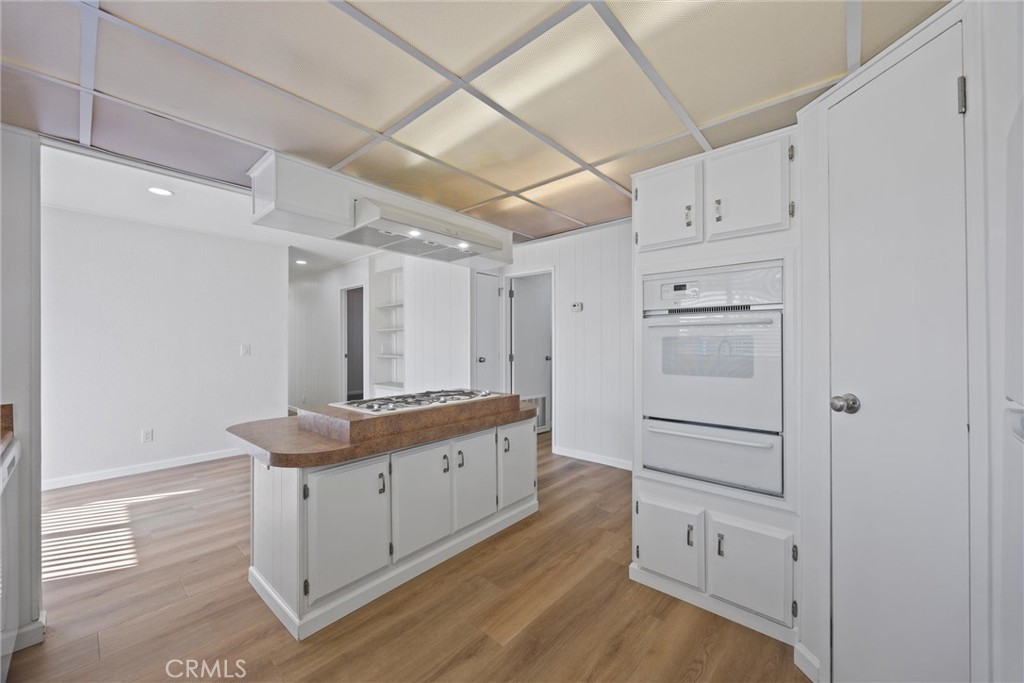 152 Torrey Pine Lane Property Photo 8