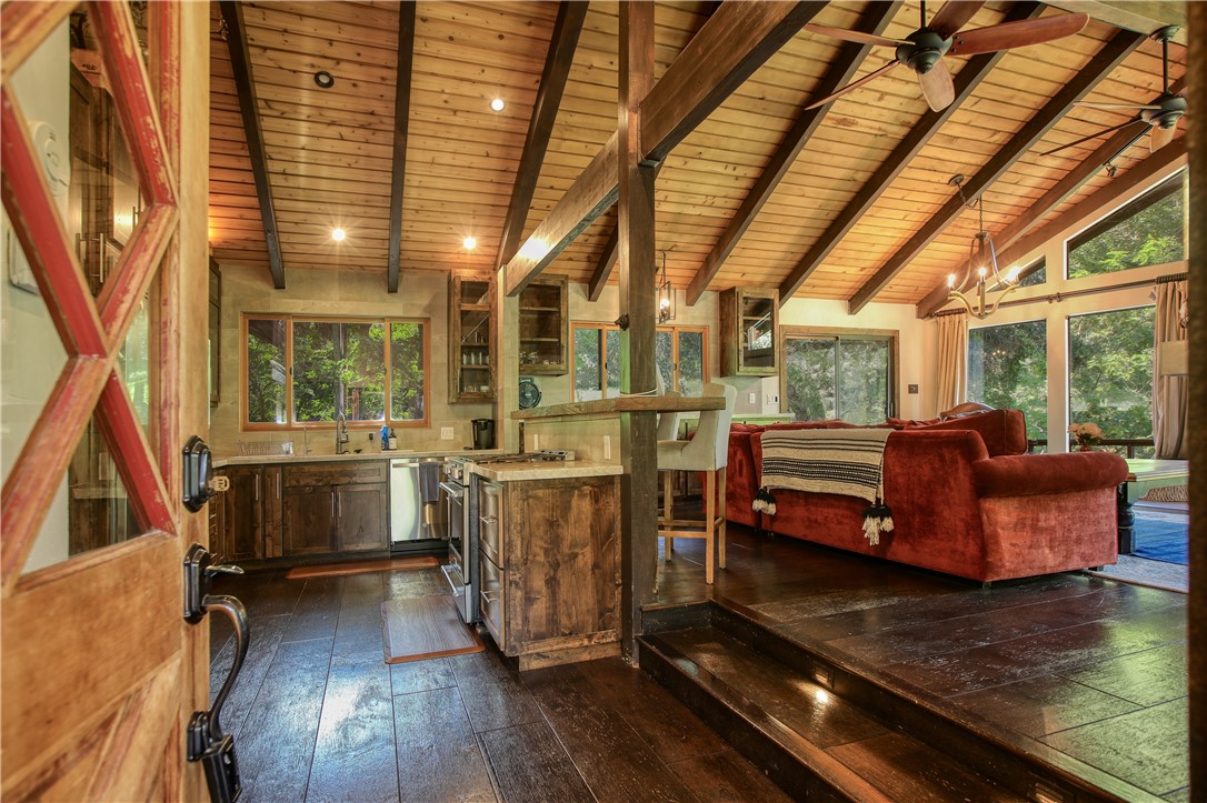 4850 Davis Canyon Property Photo 11