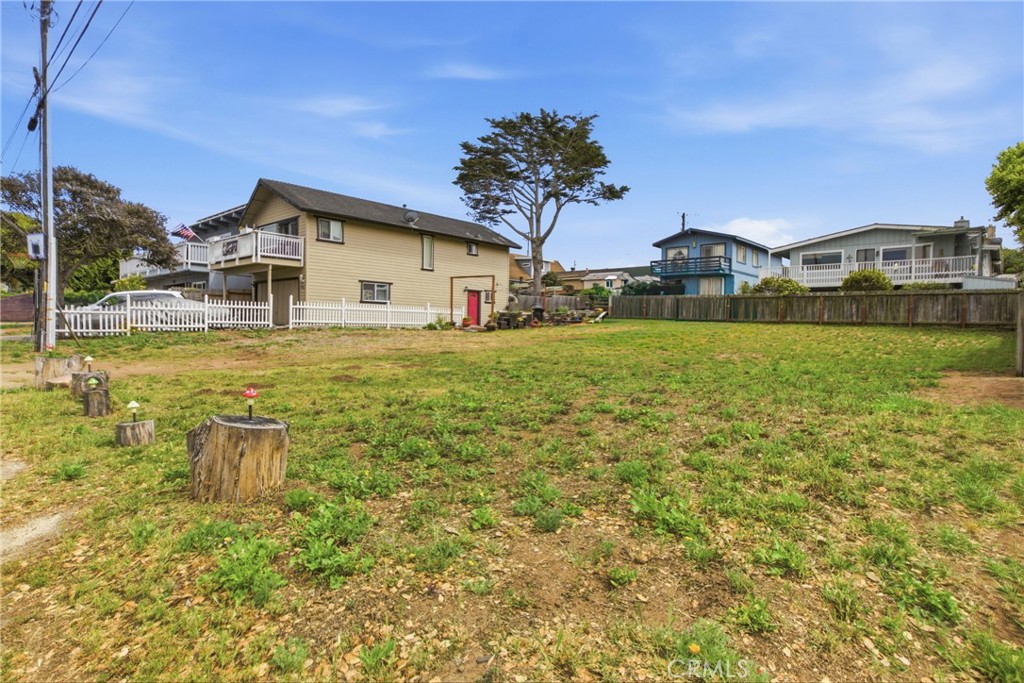487 Henrietta Avenue Property Photo 8