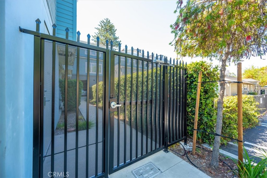 1321 Osos Street 270 Property Photo 54