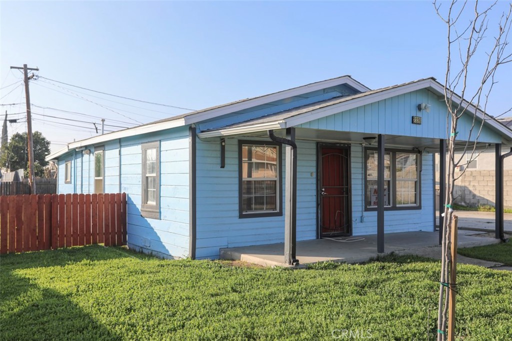 2326 Nelson Property Photo 2