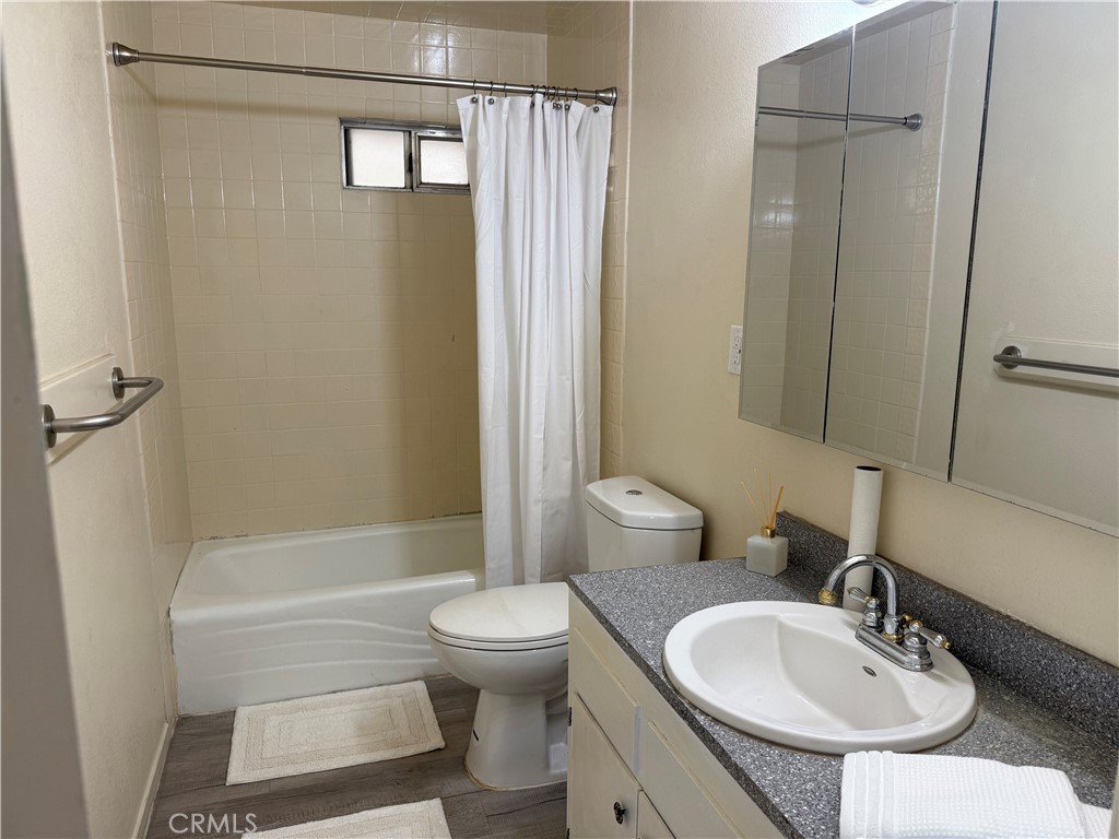 575 Carmella Drive Property Photo 4