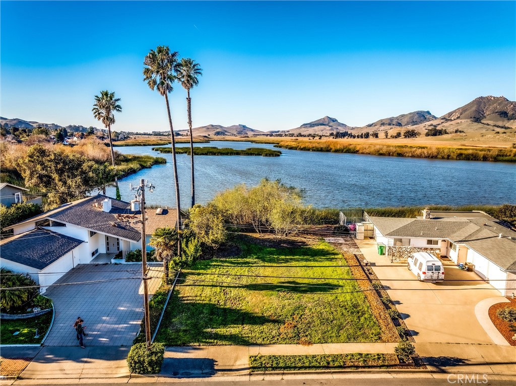 1312 Oceanaire Property Photo 1