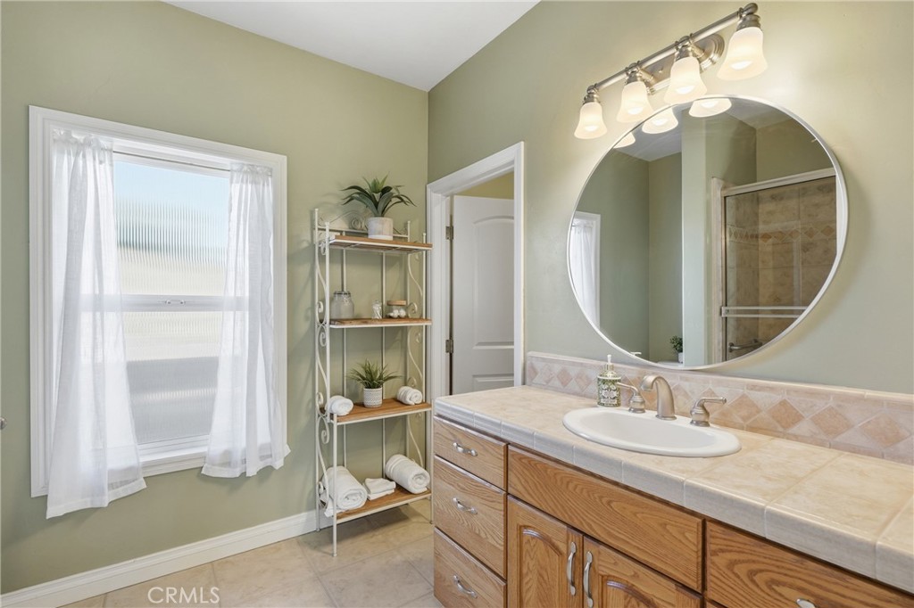 220 Cook Court Property Photo 23