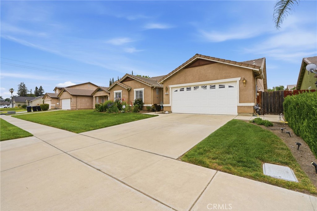 3728 E School Property Photo 5