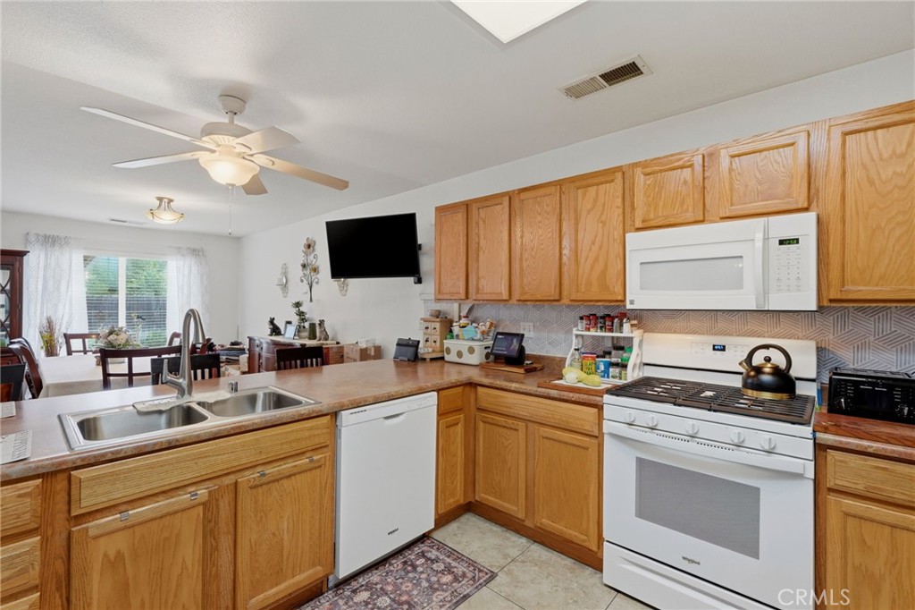 3728 E School Property Photo 25