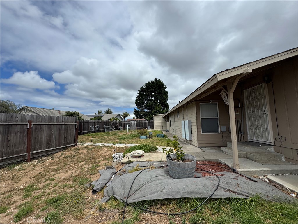 1499 Farroll Property Photo 4