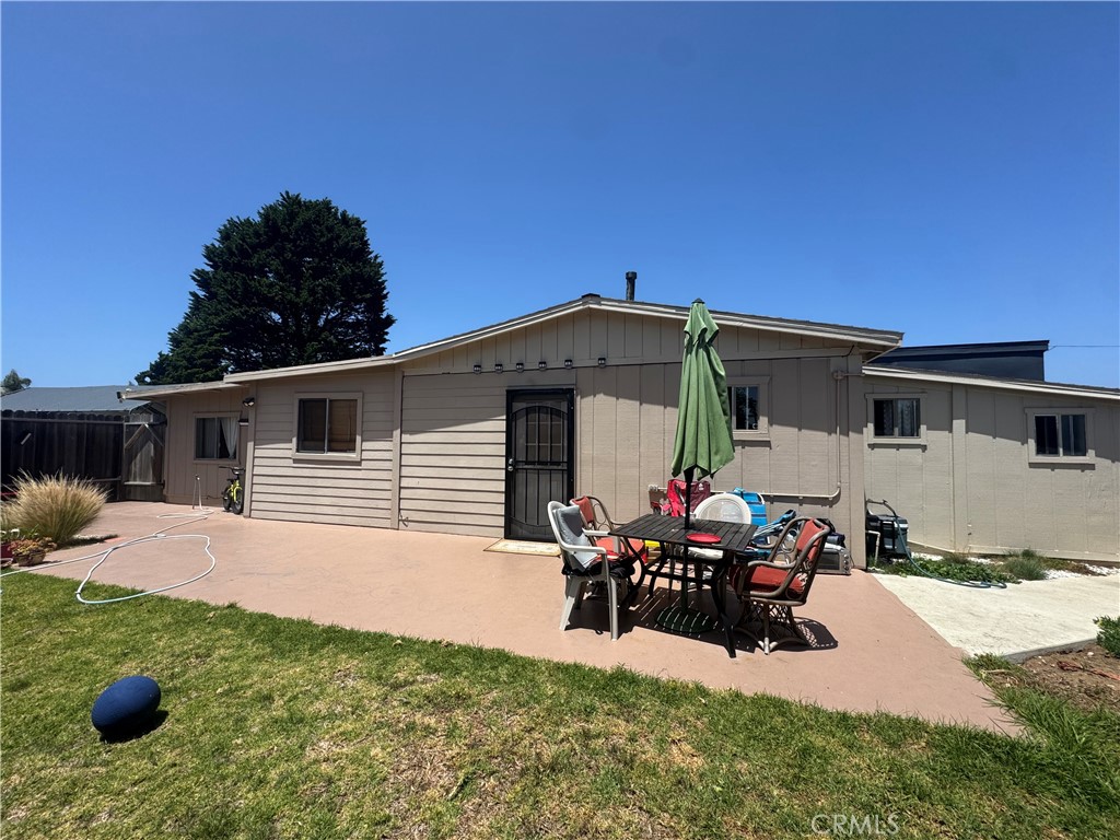 1499 Farroll Property Photo 12