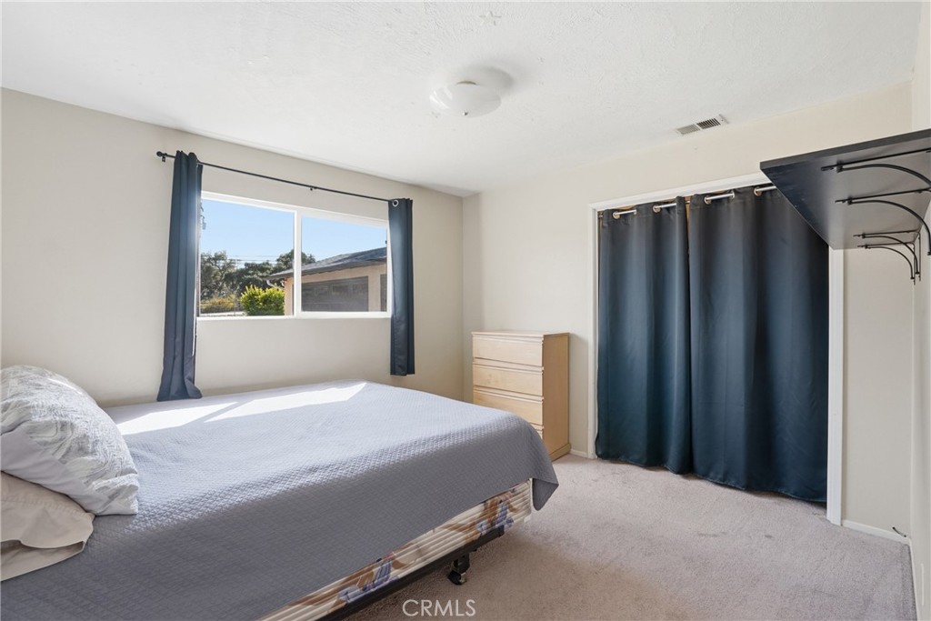 448 Pomeroy Property Photo 18