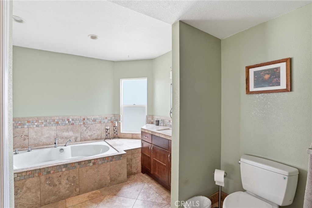 448 Pomeroy Property Photo 27