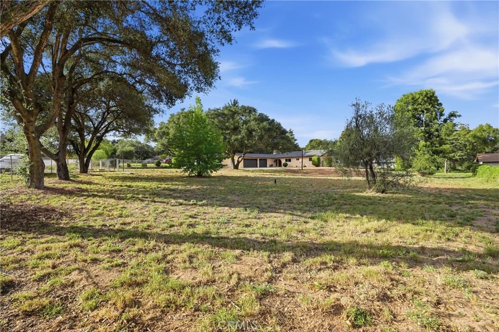 448 Pomeroy Property Photo 36