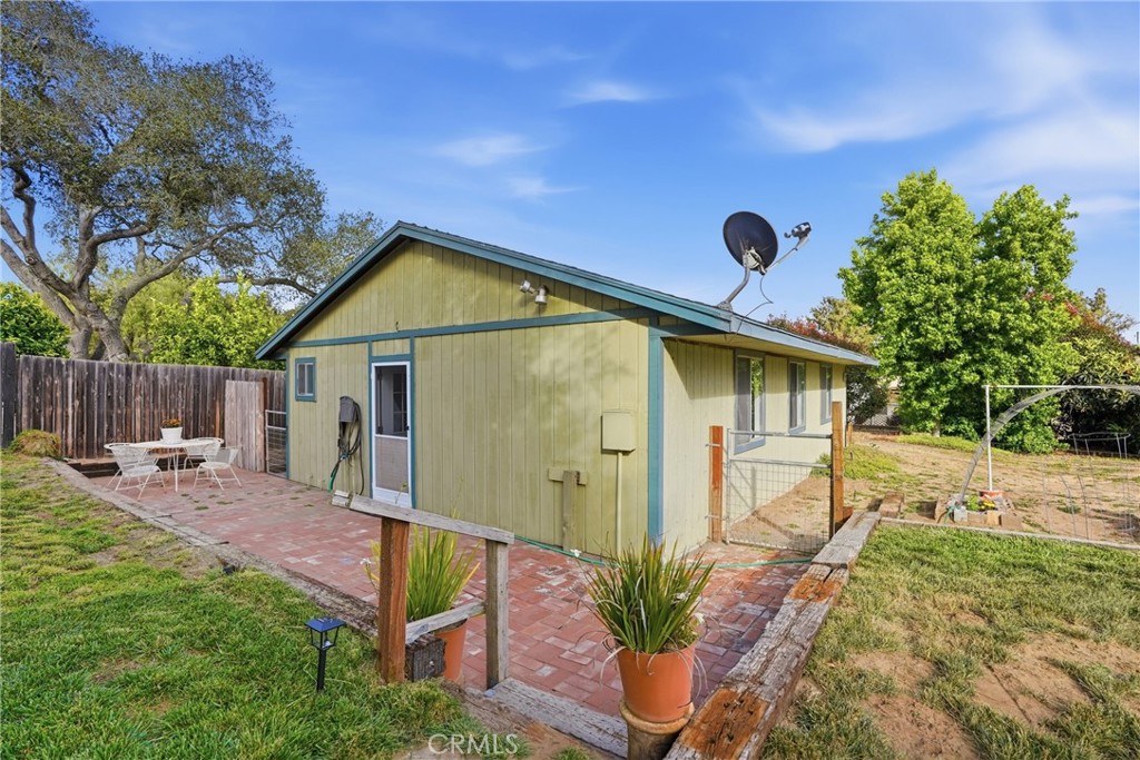 448 Pomeroy Property Photo 37