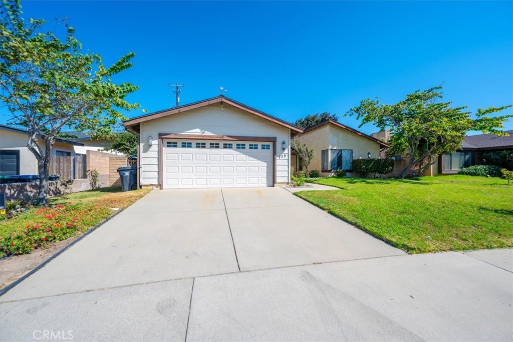 715 Vickie Avenue Property Photo 3