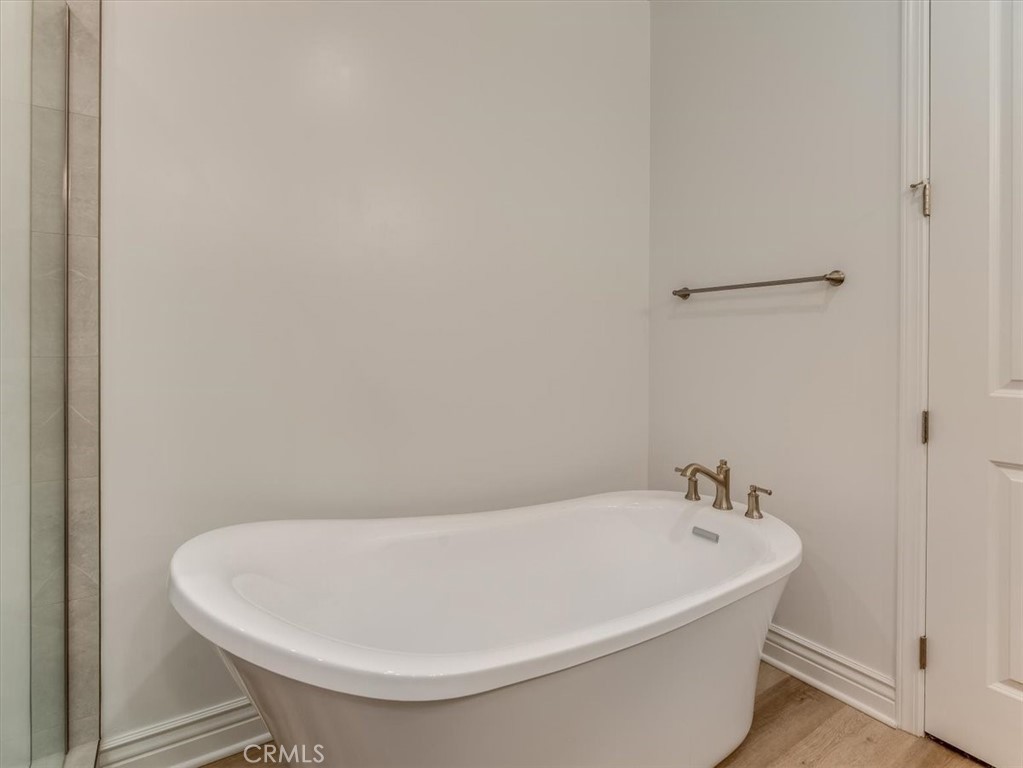 1133 Flax Property Photo 22