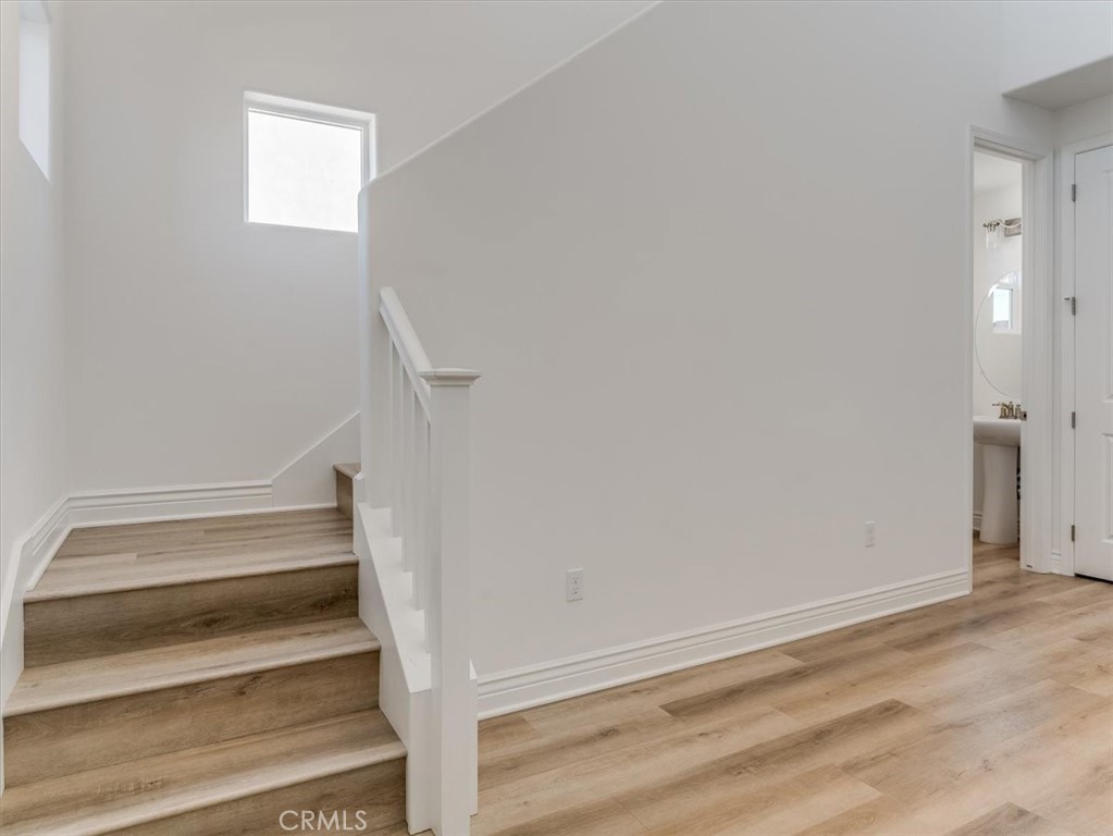 1133 Flax Property Photo 25