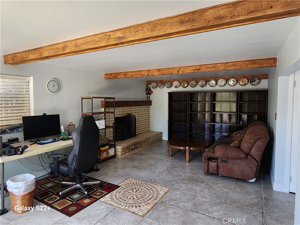 1612 Laurel Avenue Property Photo 4