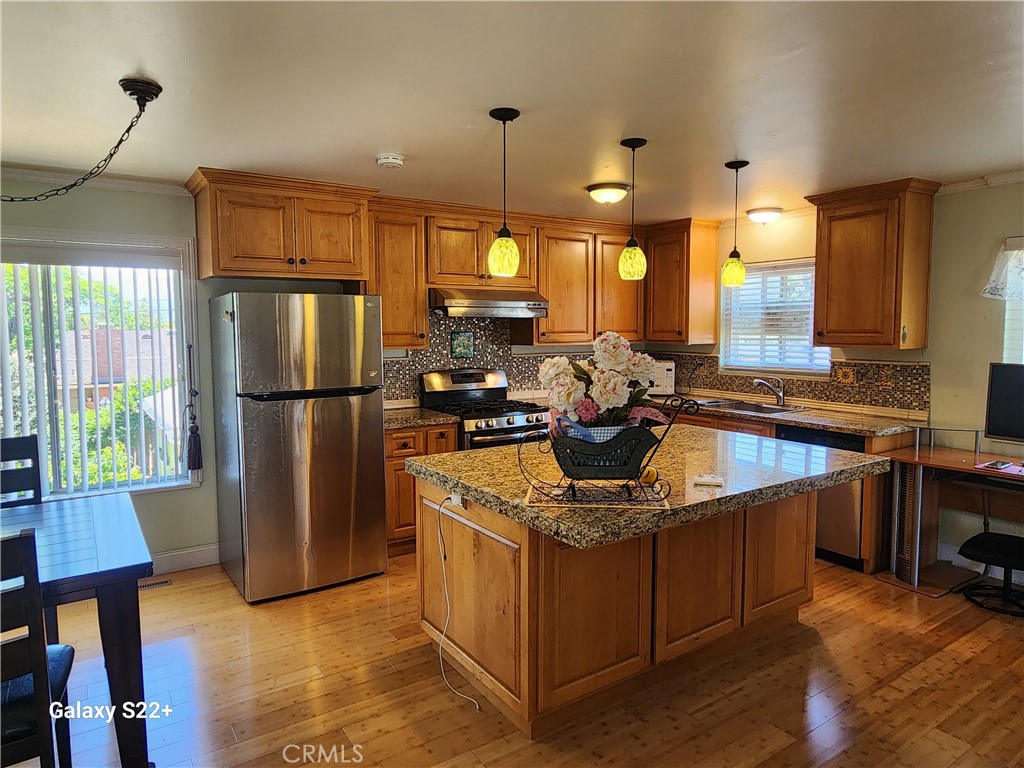 1612 Laurel Avenue Property Photo 7