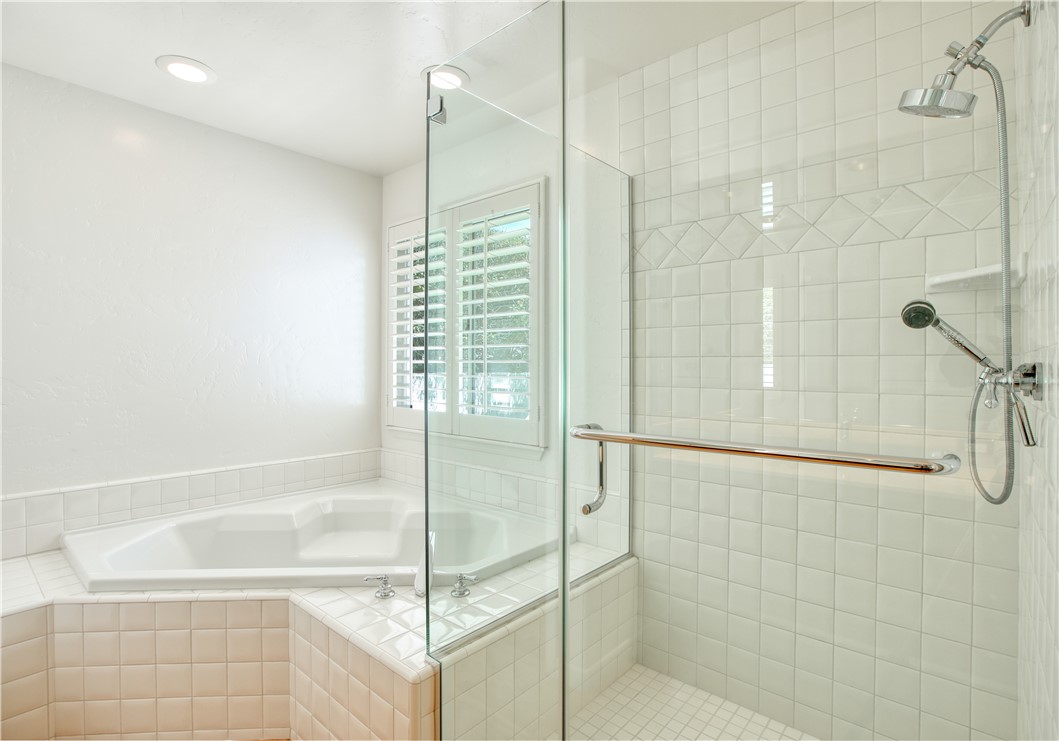 34 El Viento Property Photo 29