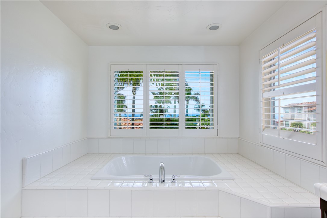 34 El Viento Property Photo 31