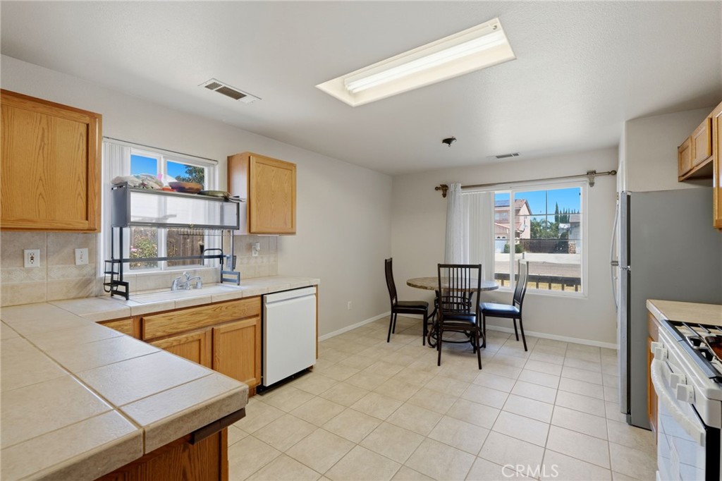 1865 La Vida Avenue Property Photo 20