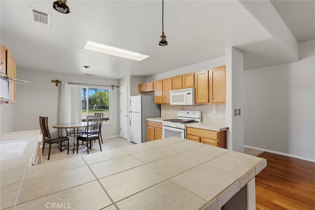 1865 La Vida Avenue Property Photo 21